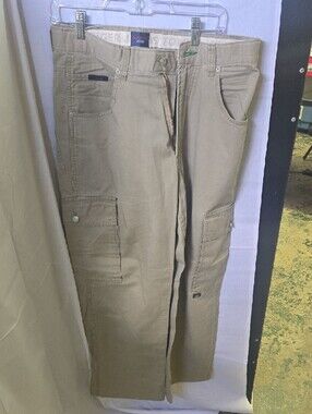 Tommy Hilfiger Men’s Tan Cargo Pants with Utility Pockets
